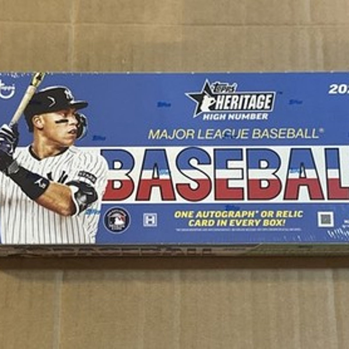 Topps 2025 Heritage High Number Hobby Box