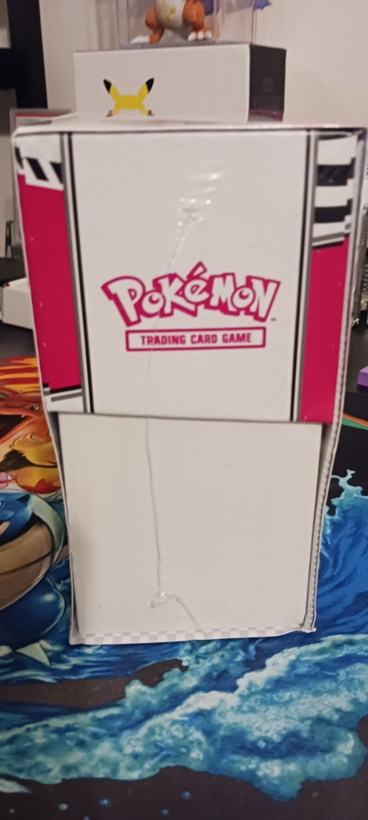 Pokemon TCG Black Bolt Center Elite Trainer Box