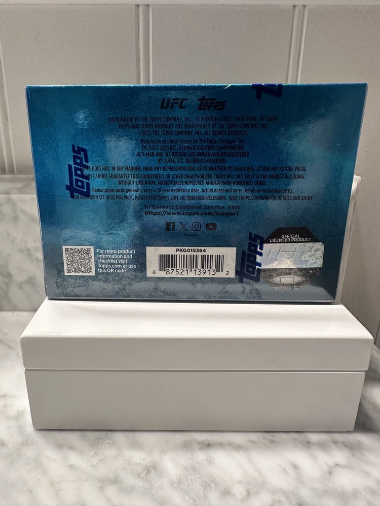 Topps 2025 UFC Midnight Hobby Box 3 Autos