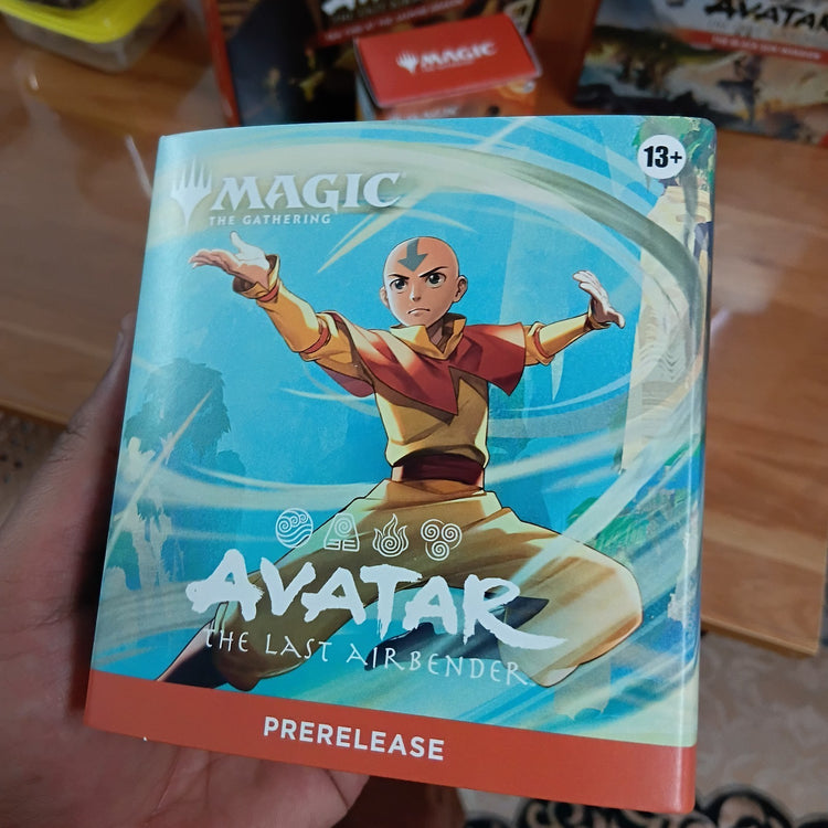 Wizards Of The Coast Magic: The Gathering Avatar: The Last Airbender Scene Box