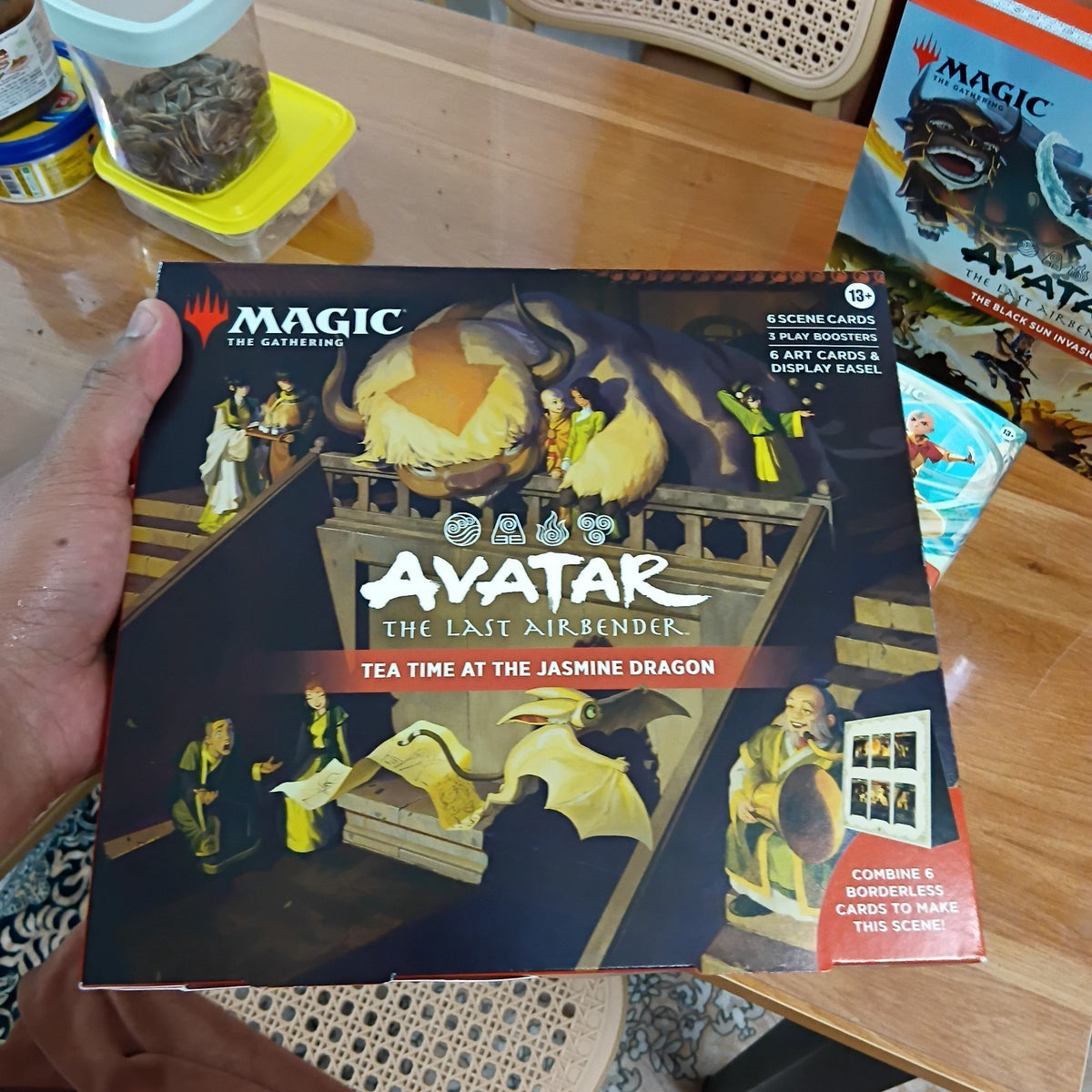 Wizards Of The Coast Magic: The Gathering Avatar: The Last Airbender Scene Box