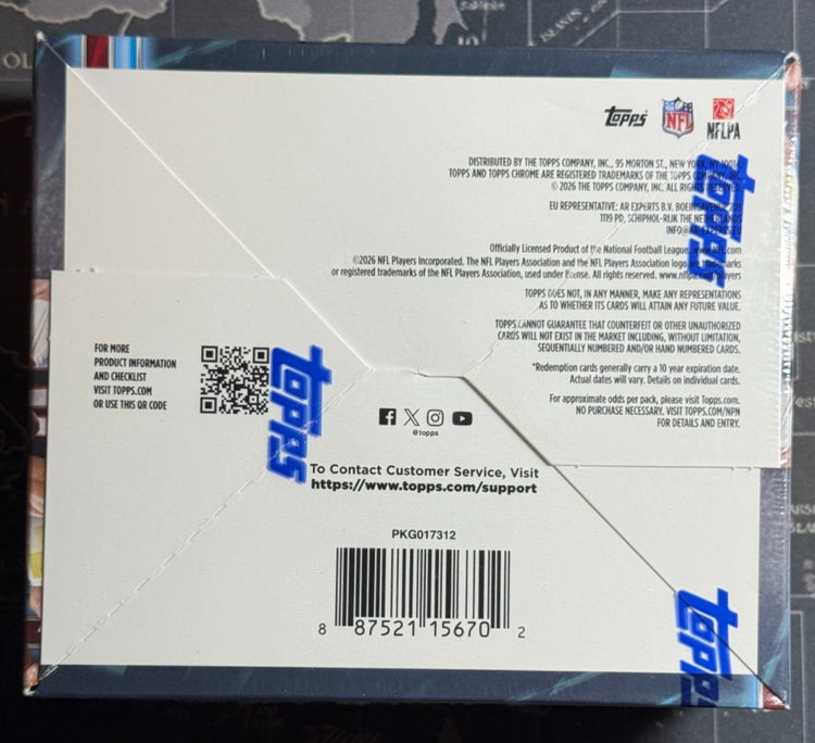 Topps 2025 Chrome Football Hobby Jumbo Box