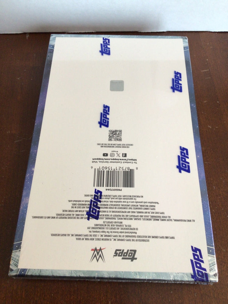 Topps 2026 Cosmic Chrome WWE Hobby Box