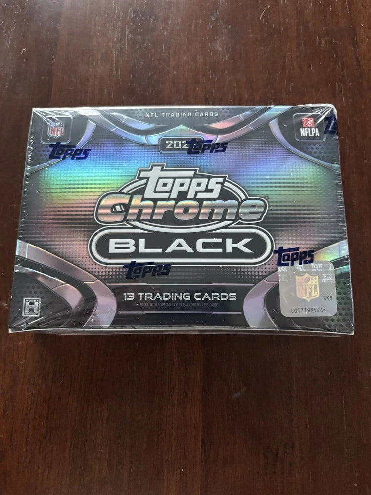 Topps 2025 Chrome Black Football Hobby Box